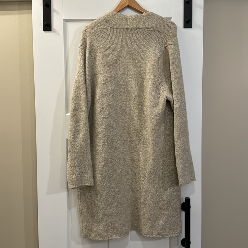 Sweater Cardigan - Picture 2 of 4